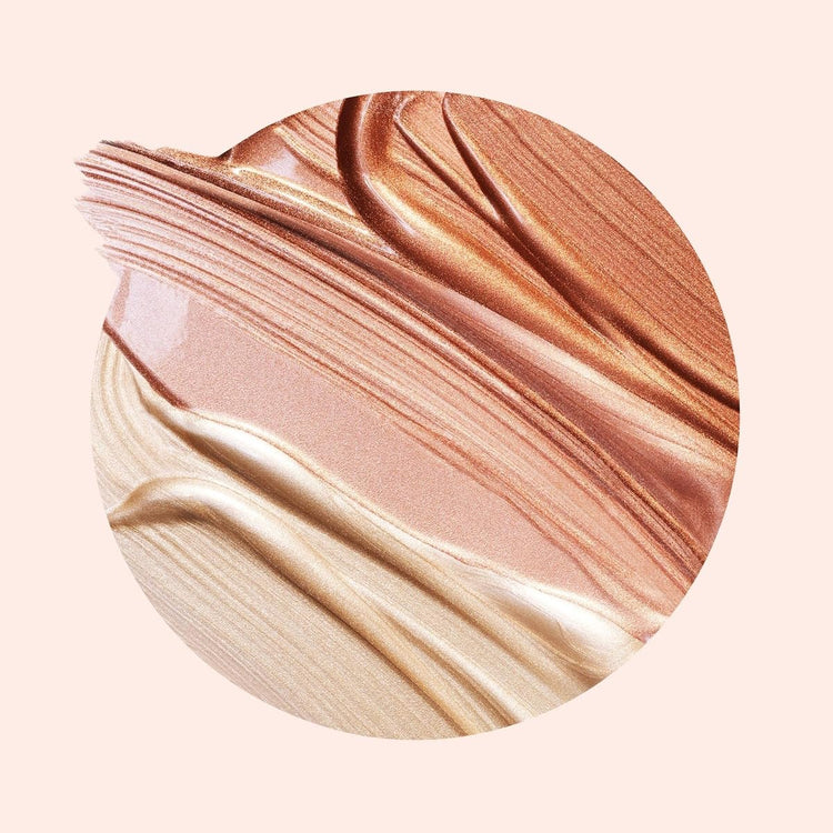 By Selena Gomez Positive Light Liquid Luminizer Highlight - Enlighten - Champagne